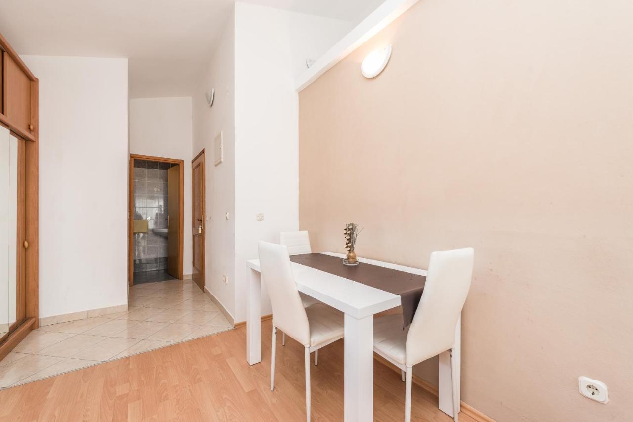 Apartments Danijela 1 Sukošan Extérieur photo
