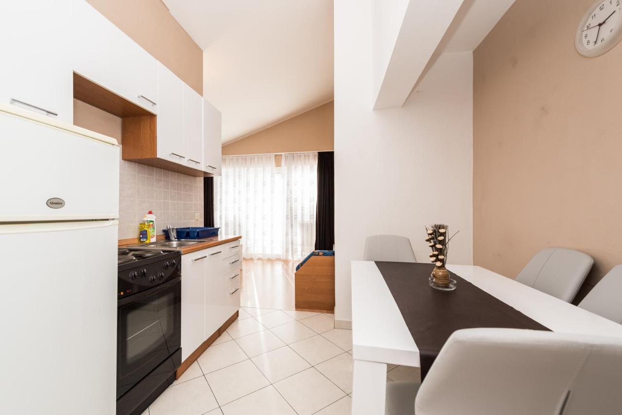 Apartments Danijela 1 Sukošan Extérieur photo